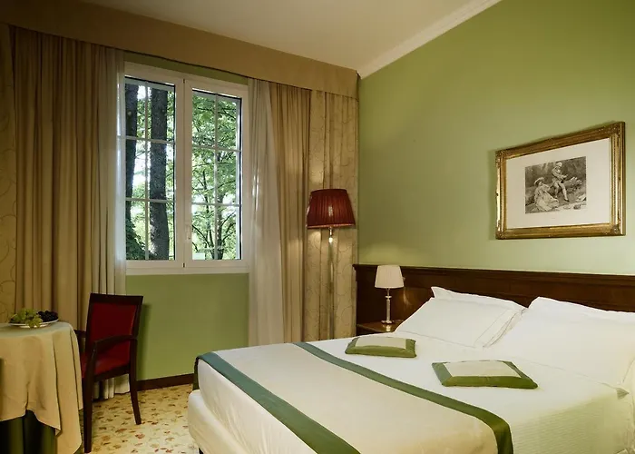 호텔 Meditur Bologna 4*