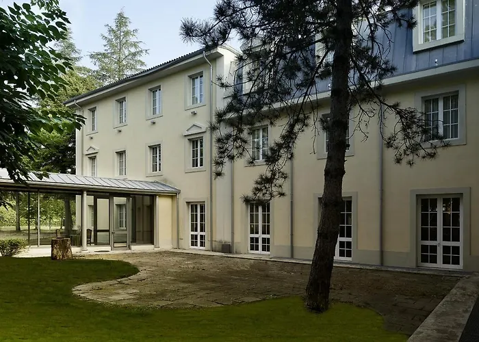 Hotel Meditur Bologna 4*